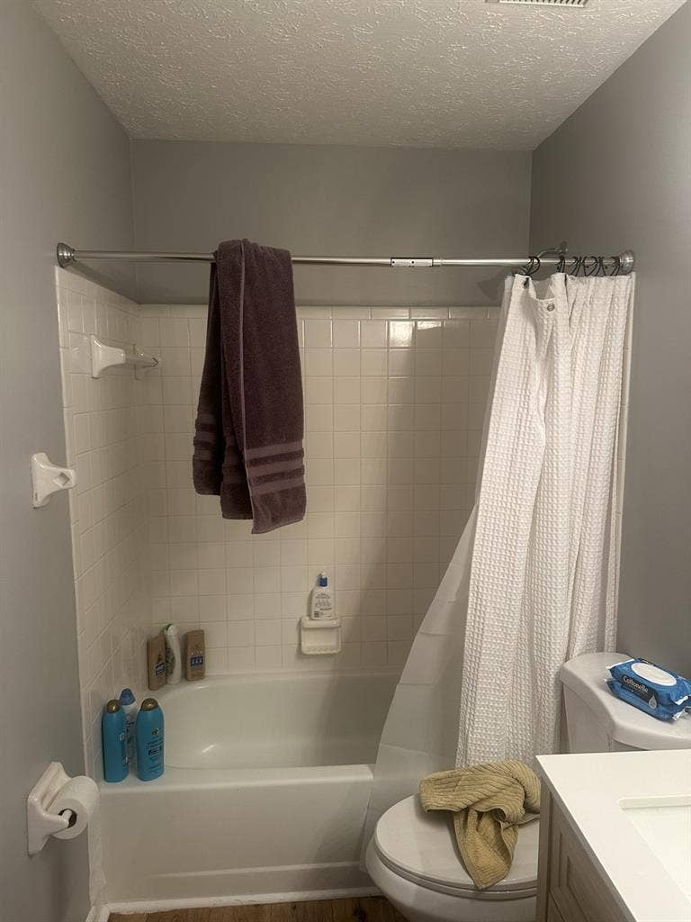 1 bedroom available