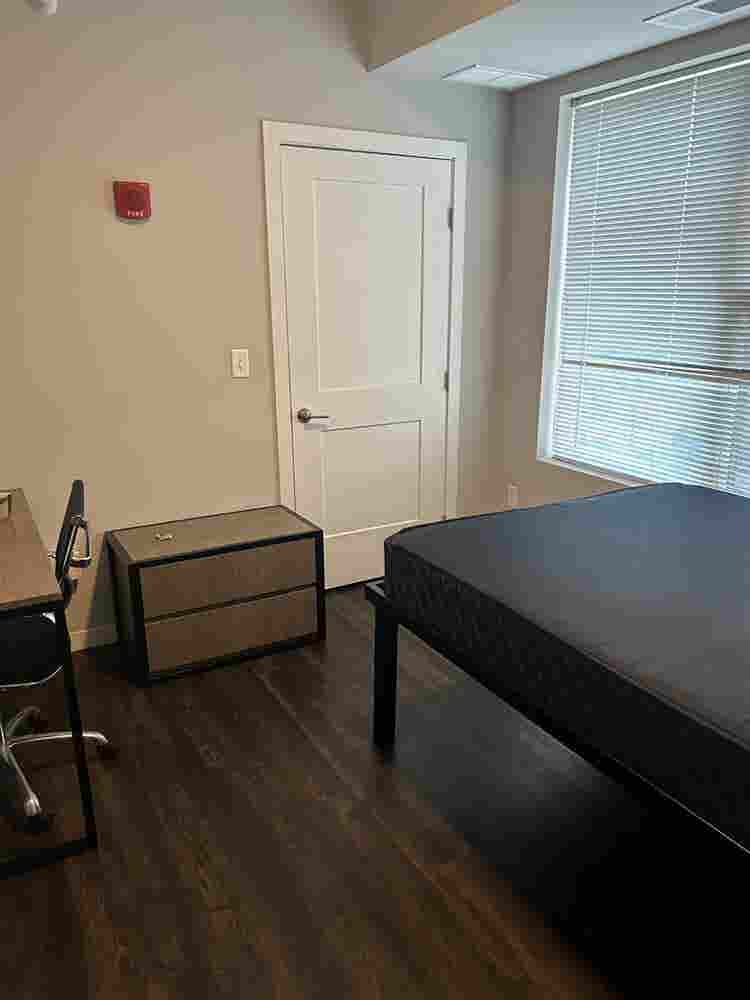Bridges room lease takeover