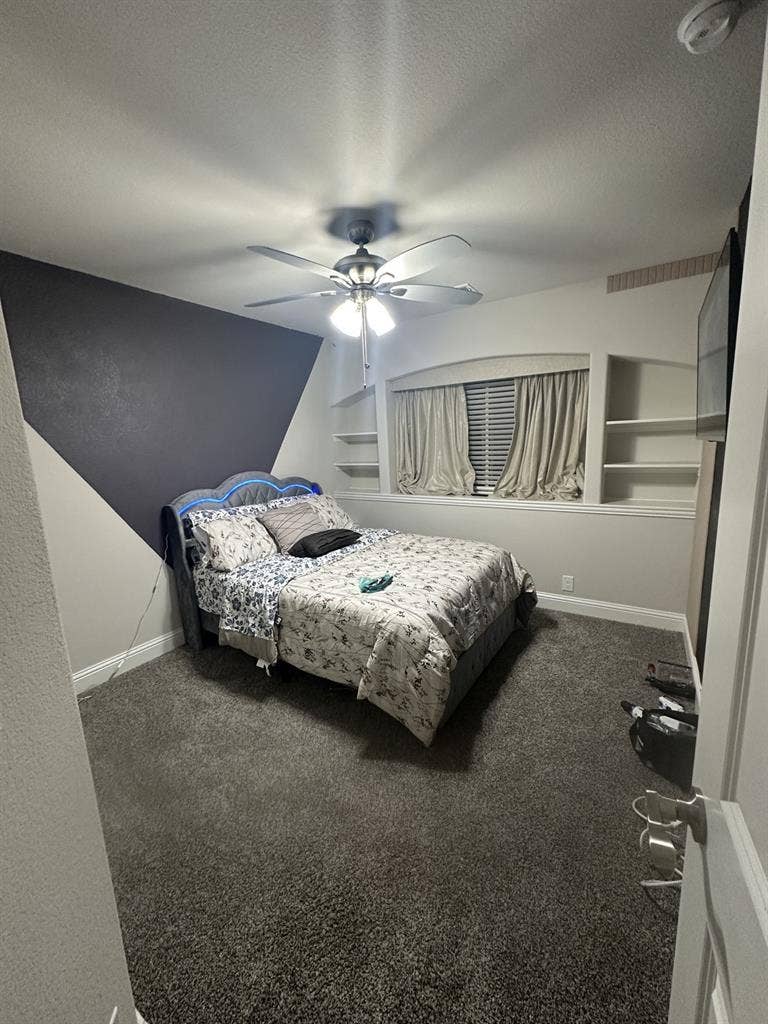 Furnished room to rent in Forney