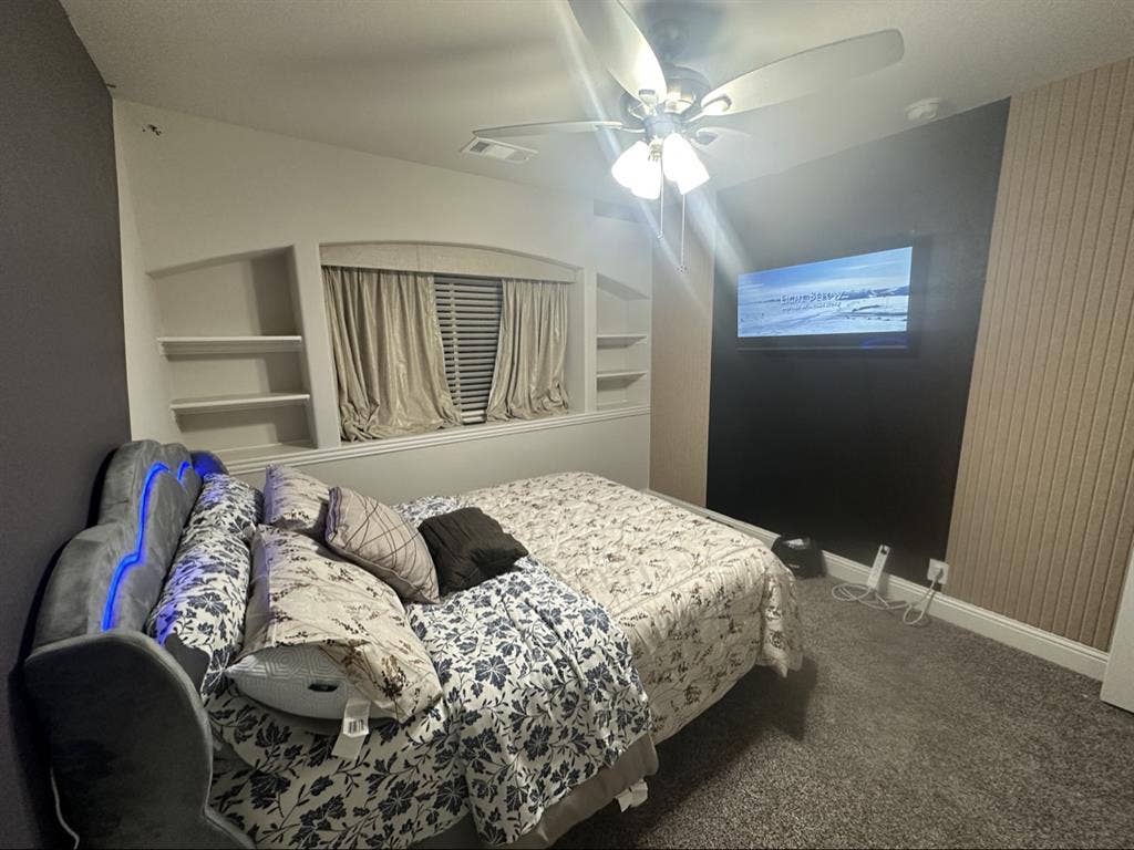 Furnished room to rent in Forney