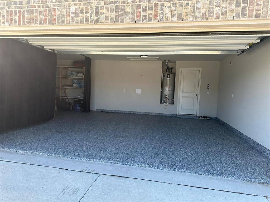 Beautiful room to rent in Forney