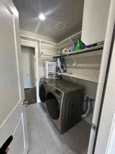 Beautiful room to rent in Forney