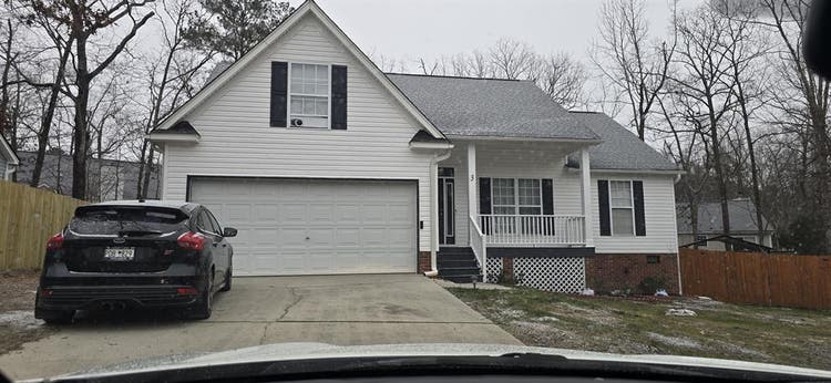 Large room for rent