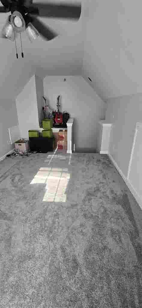Large room for rent