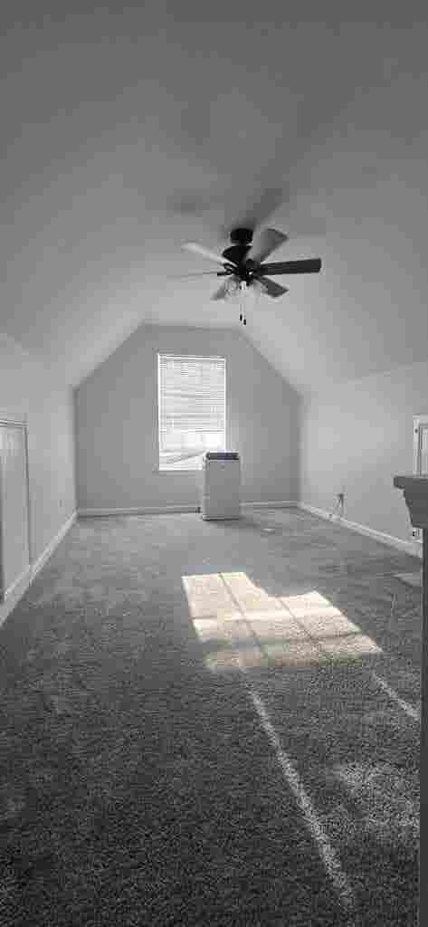 Large room for rent