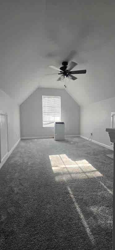 Large room for rent