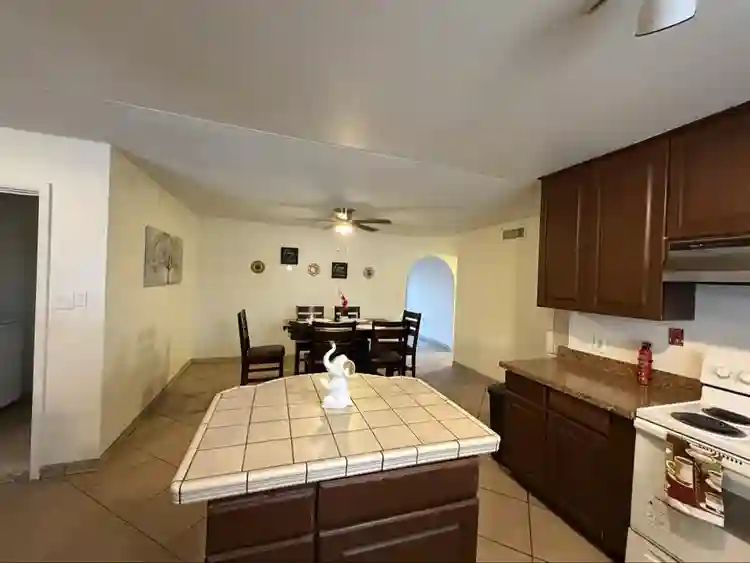 Shared or Private Room, AVAILABLE!