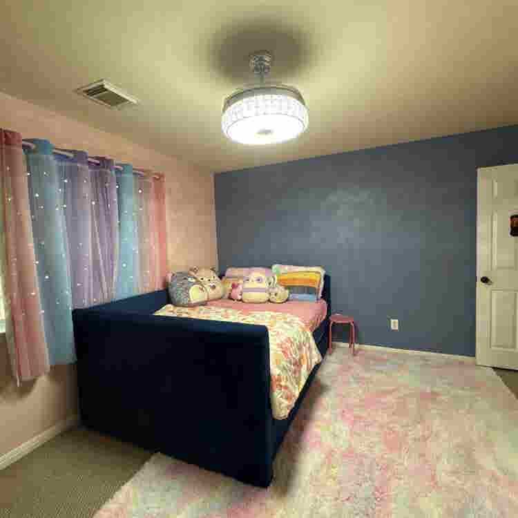 Short term rental room available