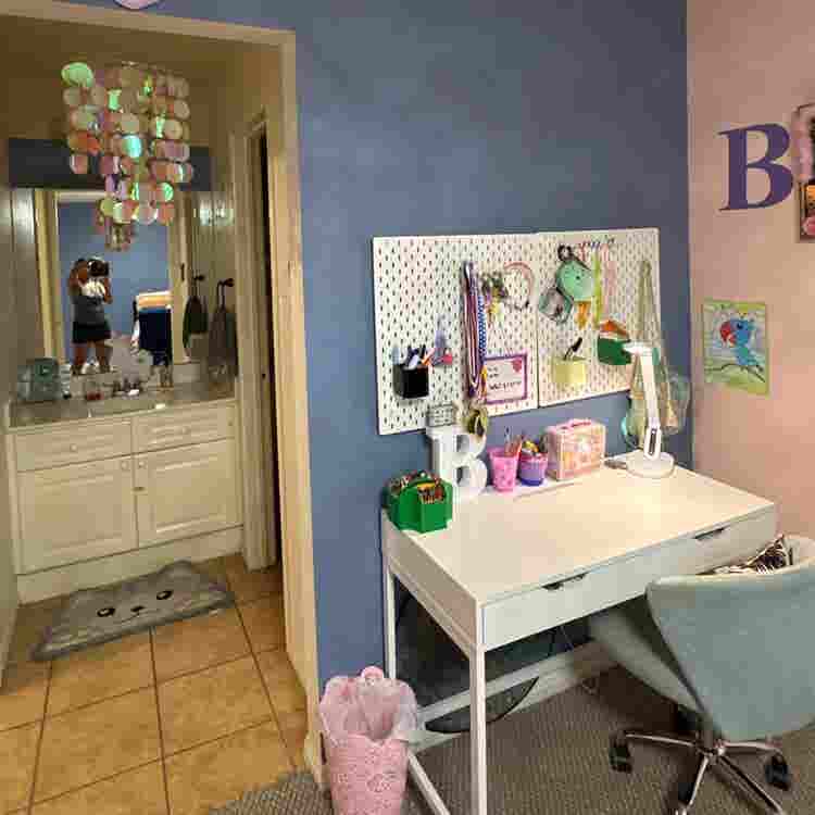 Short term rental room available