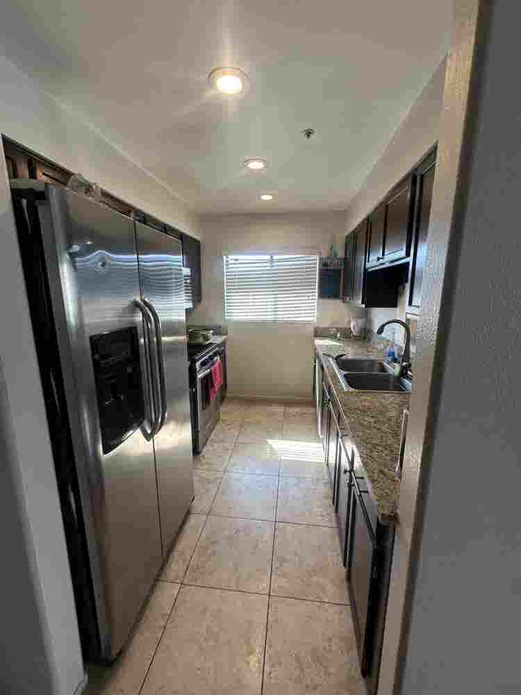 Large Master Bedroom in Town