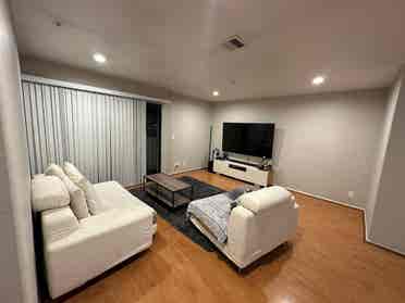 Large Master Bedroom in Town