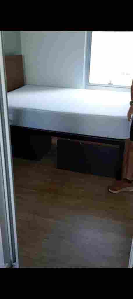 Private room in Midtown Available