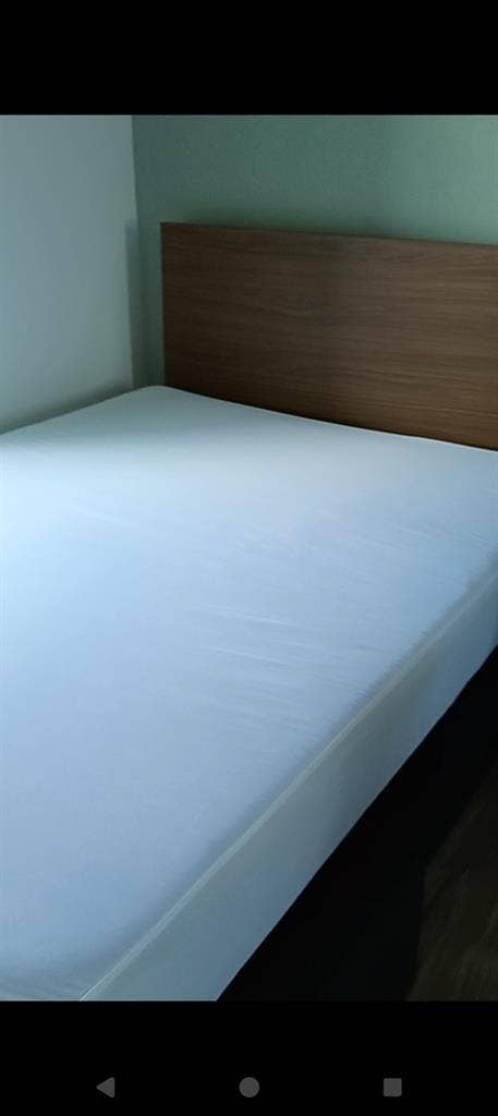 Private room in Midtown Available