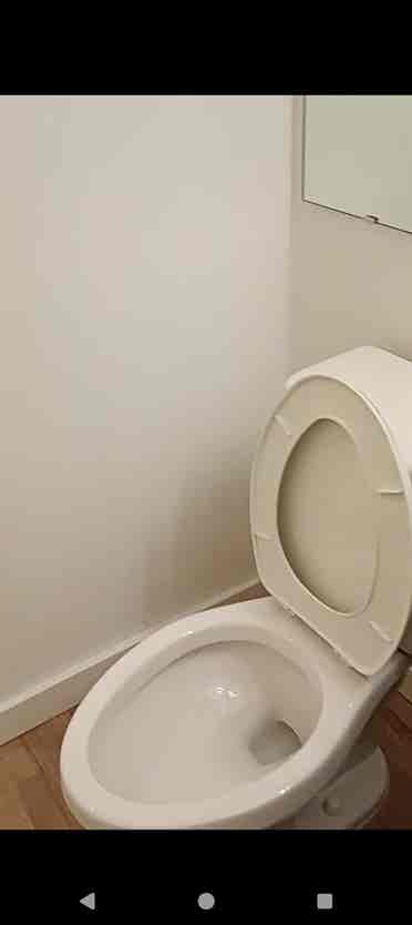Private room in Midtown Available