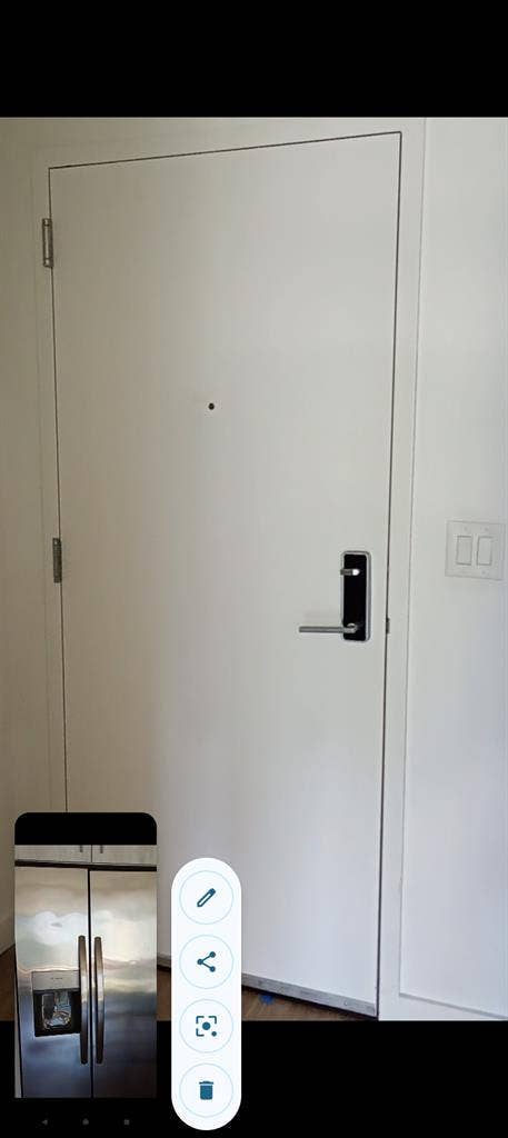 Private room in Midtown Available