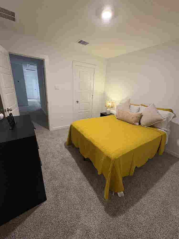 Excellent Room Rental