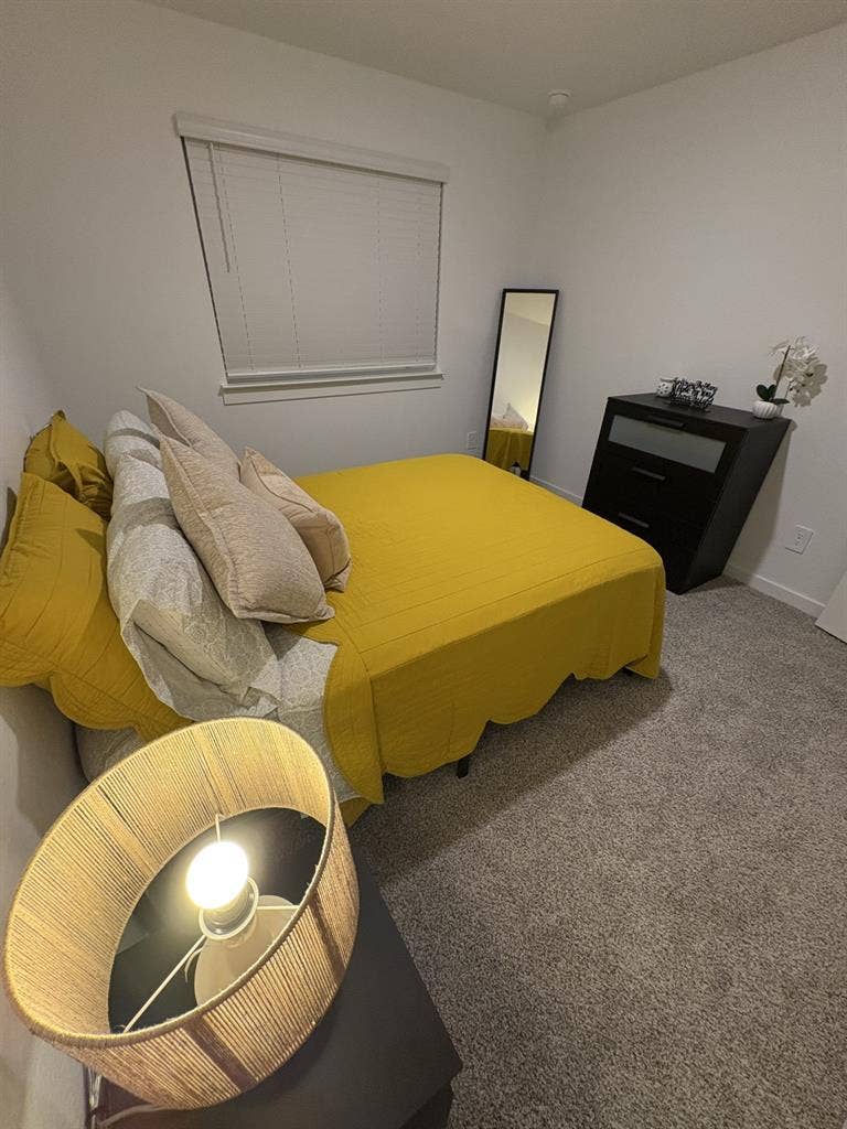 Excellent Room Rental