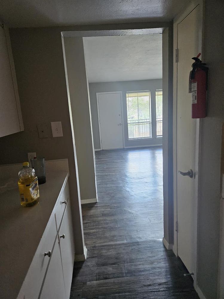Nice room w bathroom