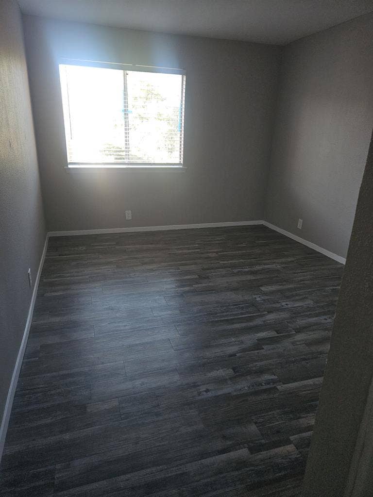 Nice room w bathroom