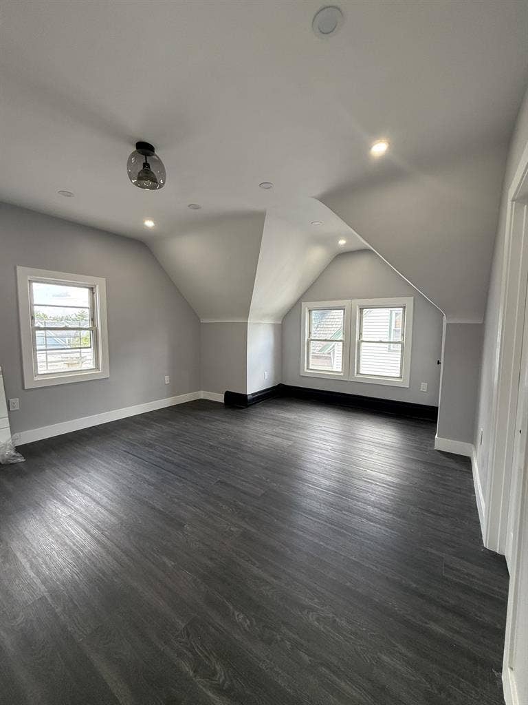 room near midtown Manhattan