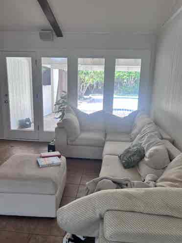 2 Rooms Open in Cozy Home (Pool)