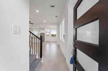RENT New 3-bed house Bridgeland