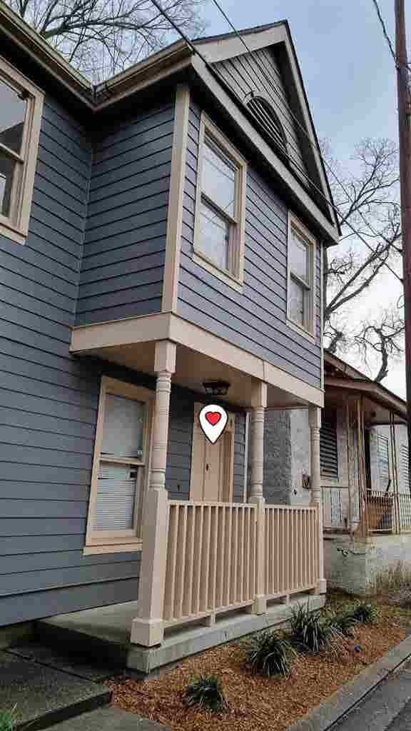 Looking for female roommate