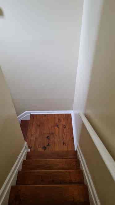 Looking for female roommate