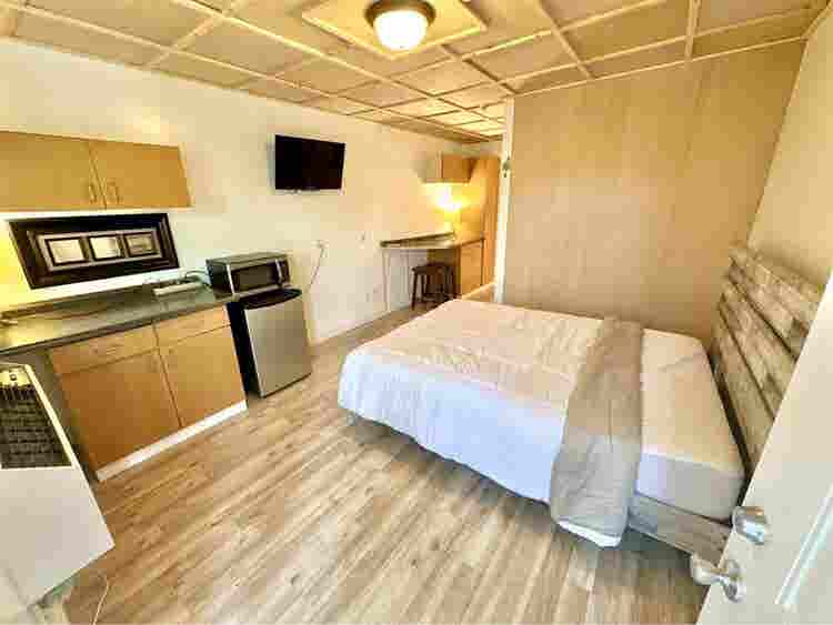 Furnished studio for rent!