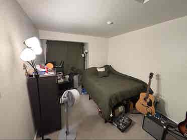 Clean Apartment Ready to Move