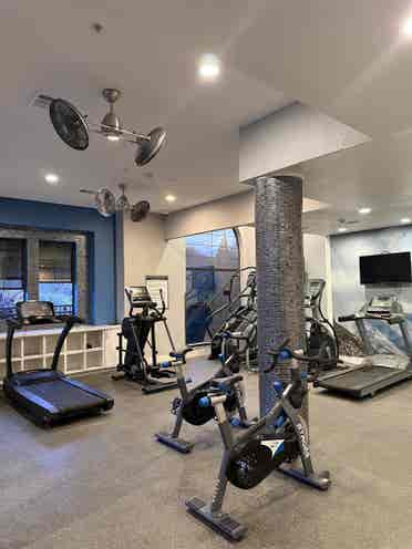 Semi Private Room For Rent BA