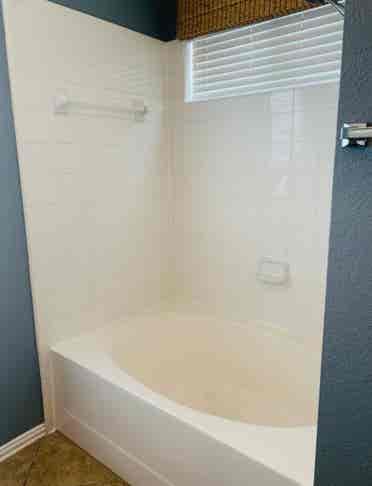 ISO roommate for spacious housee