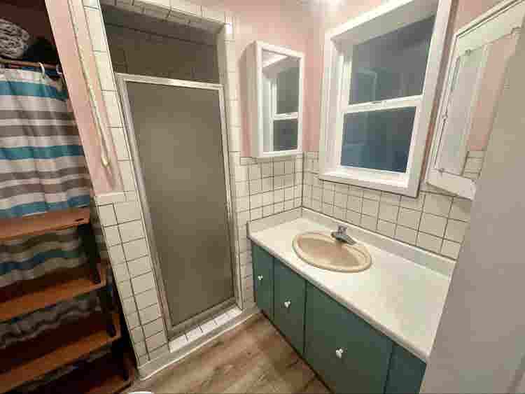 bath fully furnished home