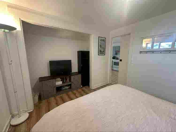 bath fully furnished home
