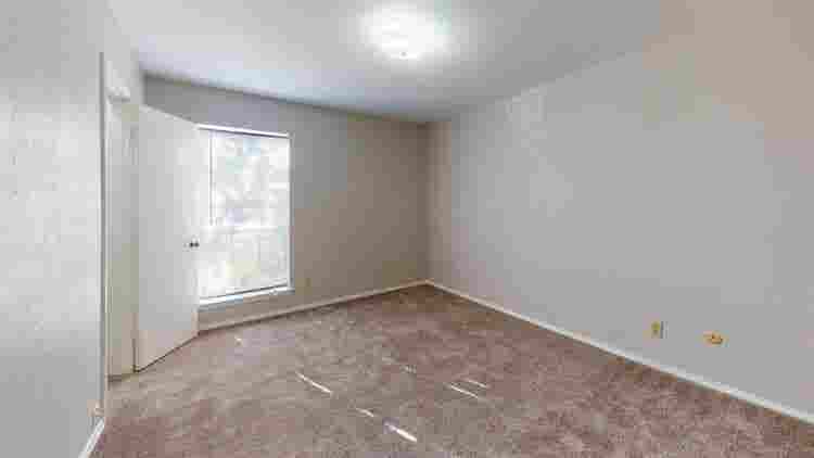 1 BR in Grand Prairie