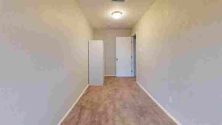 1 BR in Grand Prairie