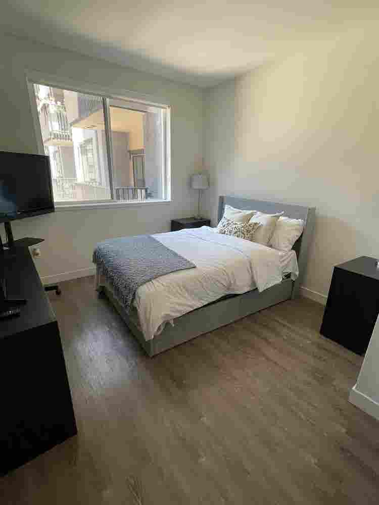 Private Bedroom & Bathroom for Rent