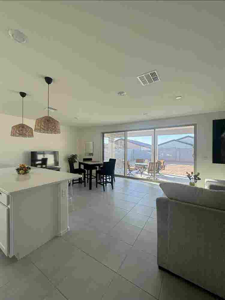 Modern Room for Rent