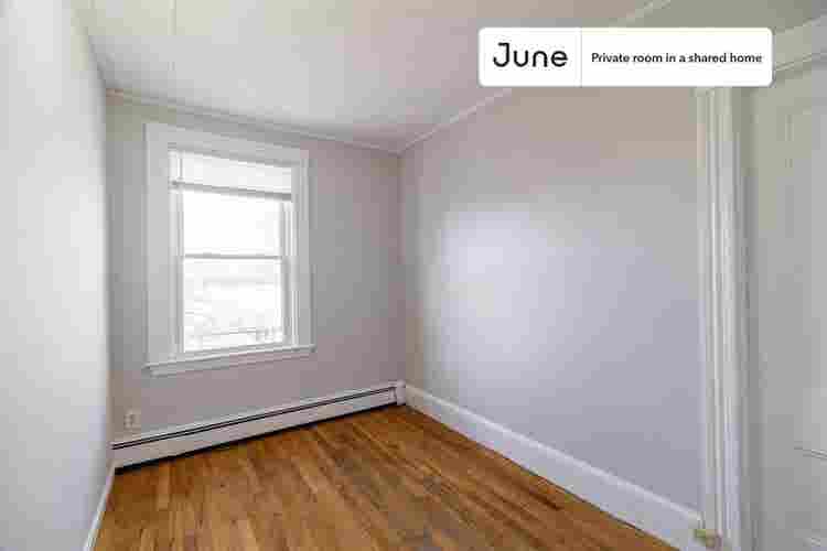 4 BR in Boston
