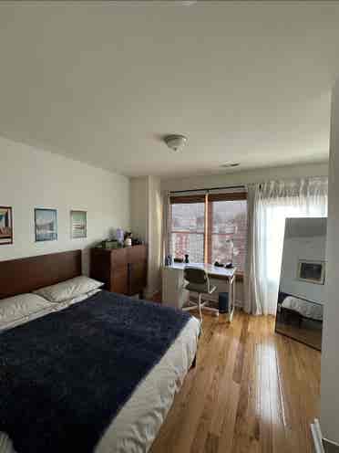 Sublet looking immediately