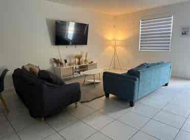 Spacious King Room in Peaceful