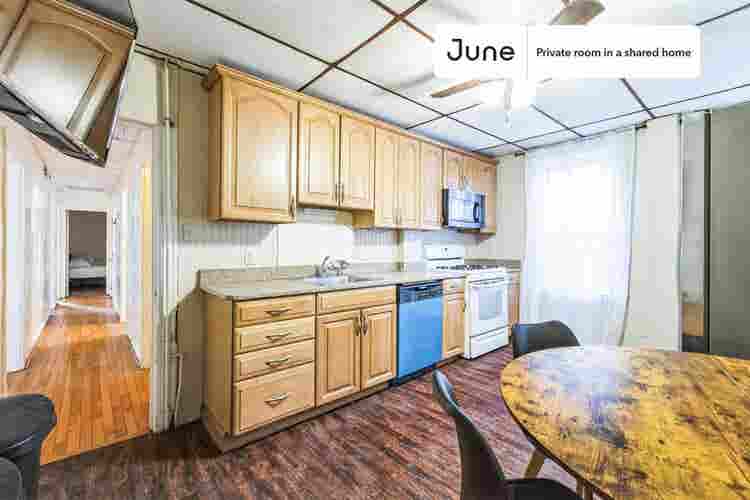 5 BR in Boston