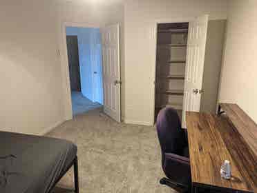 Private Room in quiet neighborhood