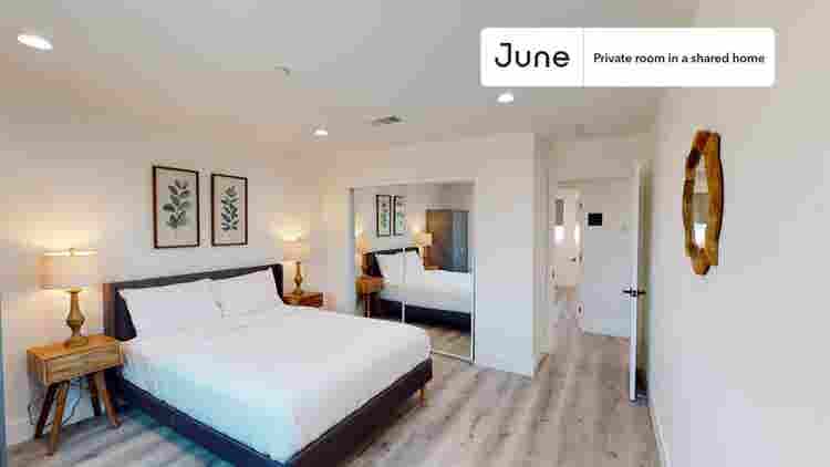 4 BR in Los Angeles