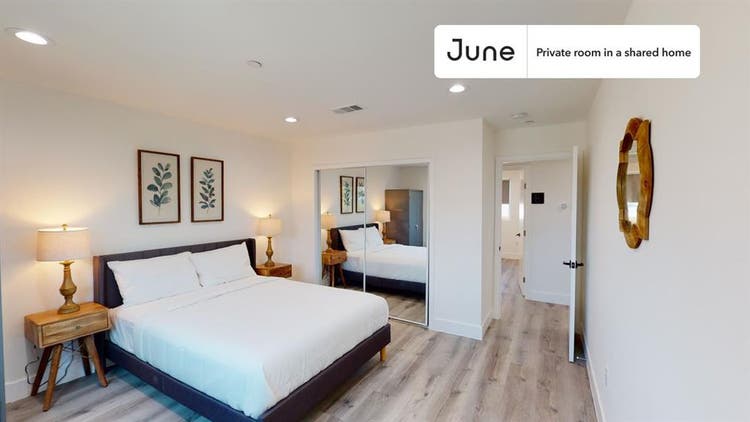 4 BR in Los Angeles