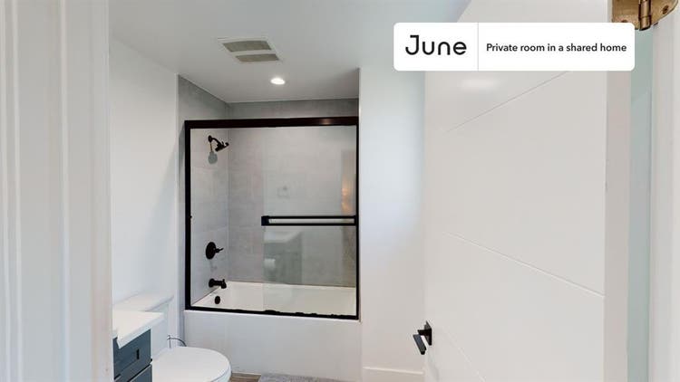 4 BR in Los Angeles
