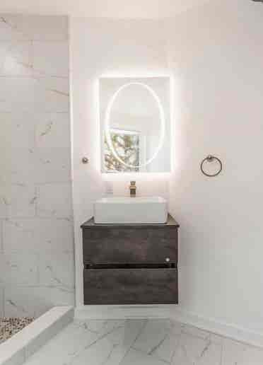 Bath Ensuite