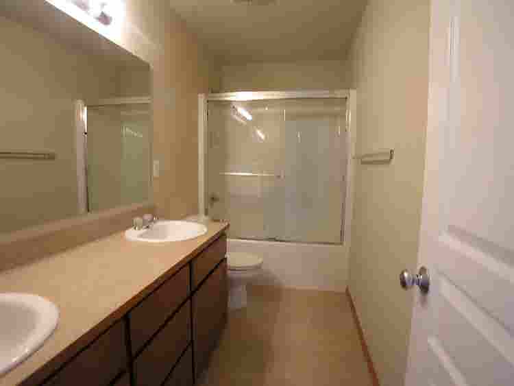 2 seperate rooms for rent. $/mo