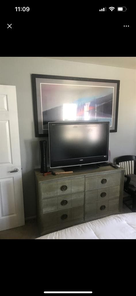 Southbay room for rent.