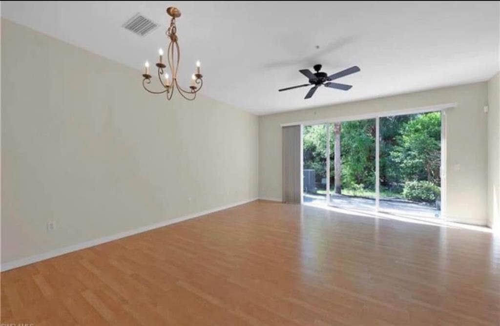 Town house in North Naples